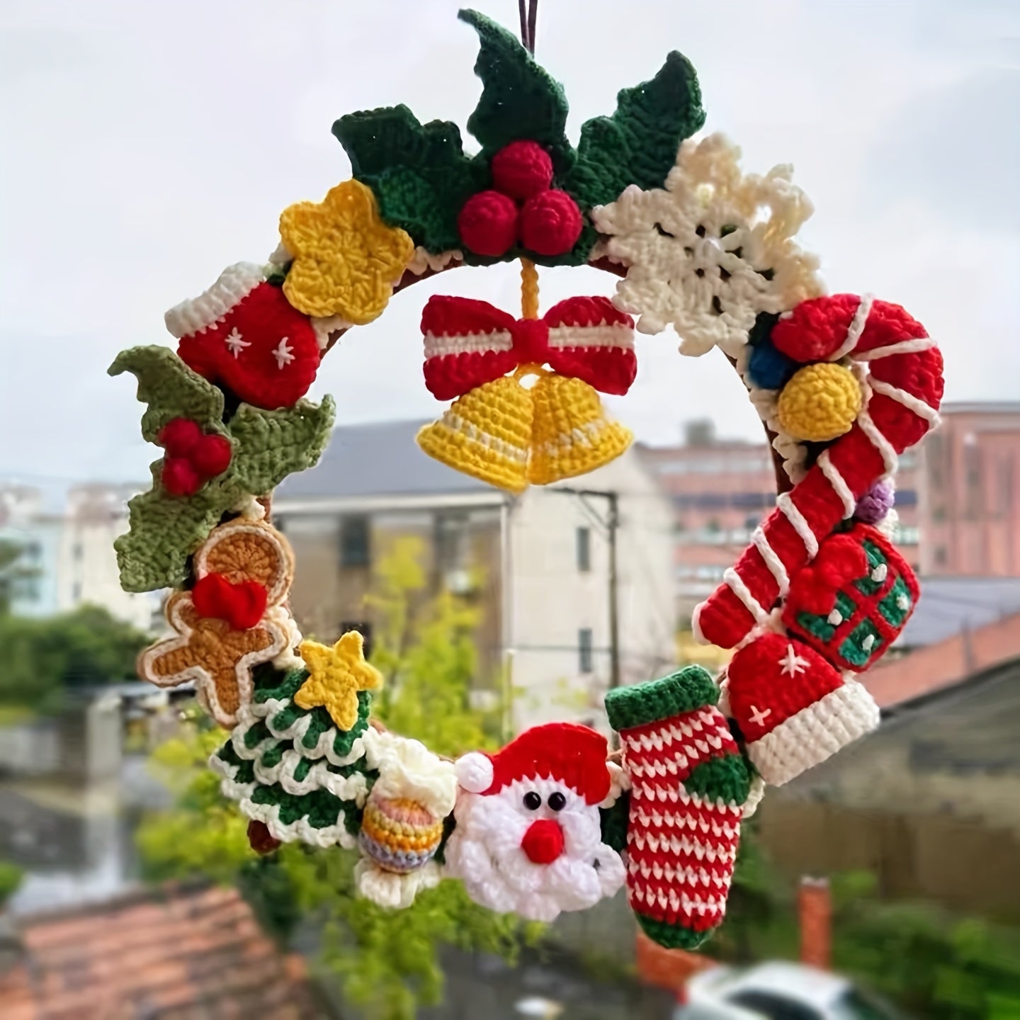 Artisan Christmas Wreath Crochet Kit With Detailed Guides