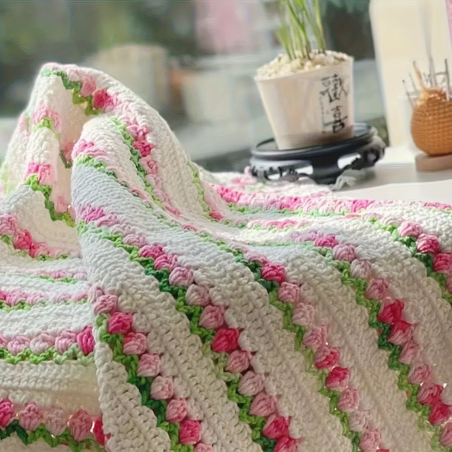Tulip Blossom Crochet Blanket Kit | Gradient Acrylic Yarn, Double-Sided Use, Ideal for All Seasons, Includes All Materials & Video Guide, Perfect Cozy Winter Companion