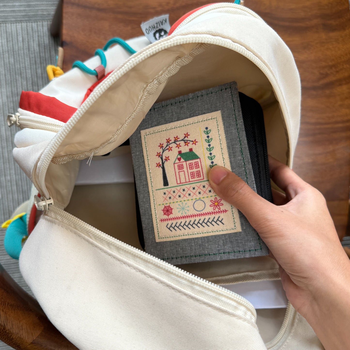 [DIY Stitch Book] High-Quality DIY Stitch Pattern Learning Book | Exercise Book, Sewing Kit, Flip Book, Embroidery Book with Random Patterns, Portable