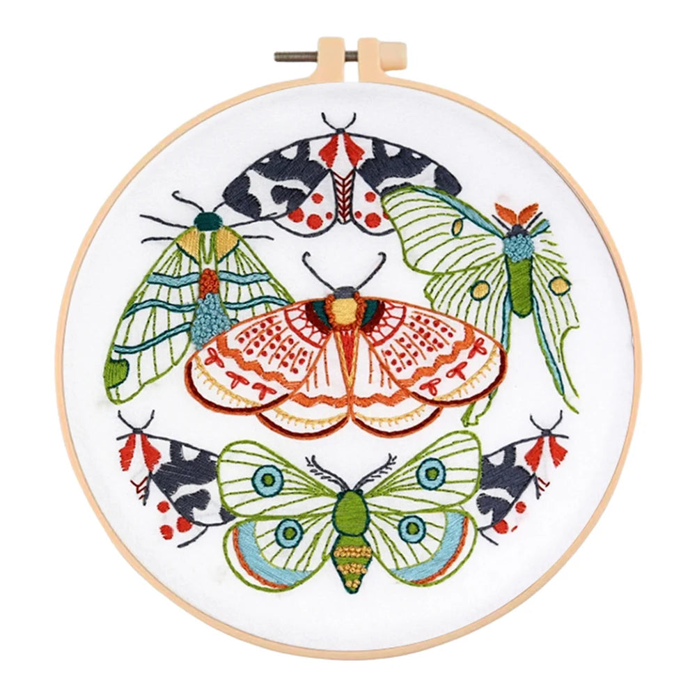 Alloet Embroidery Kit Cute Animal Pattern Cotton Threads